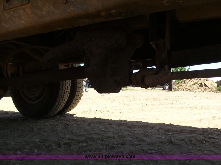 image for item J6047 1970 GMC 5500 grain truck