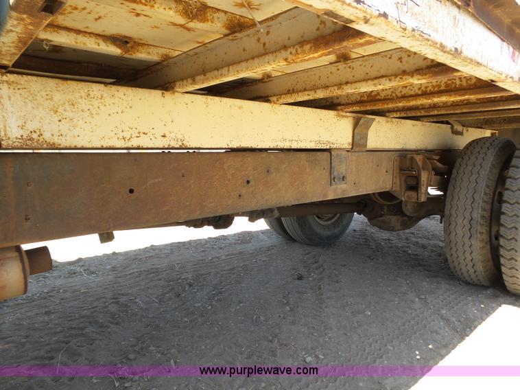 image for item J6047 1970 GMC 5500 grain truck