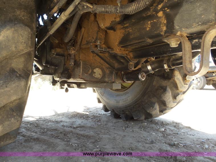 image for item J6049 2002 John Deere 4310 tractor