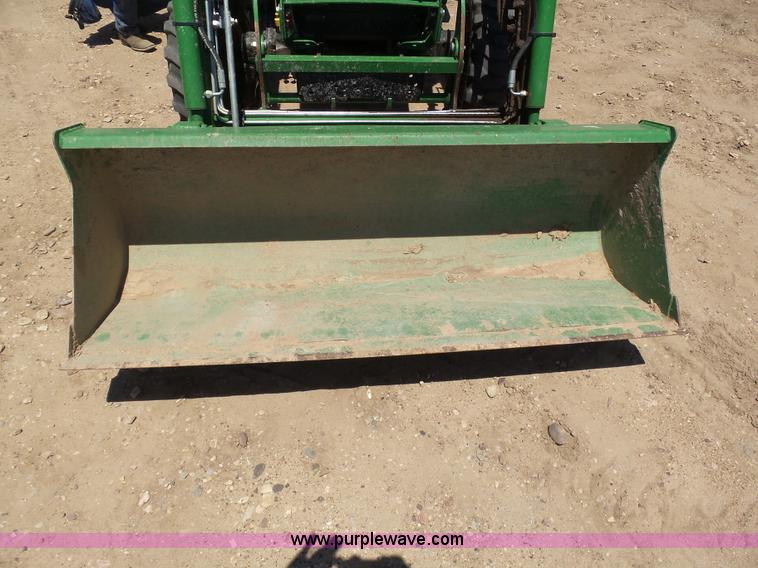 image for item J6049 2002 John Deere 4310 tractor