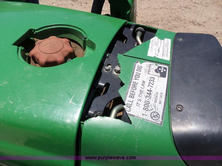 image for item J6049 2002 John Deere 4310 tractor