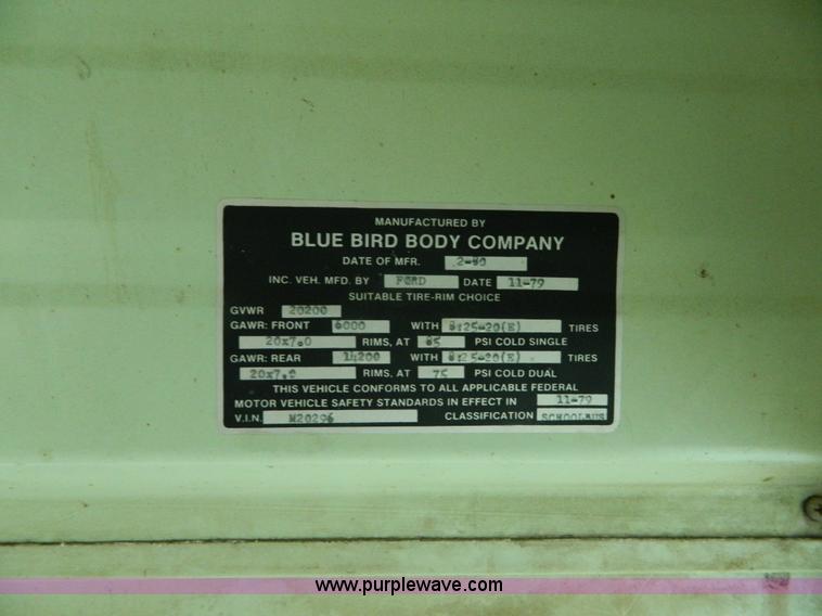 image for item J8914 1980 Ford bus