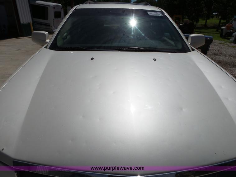 image for item K1190 2004 Cadillac SRX SUV