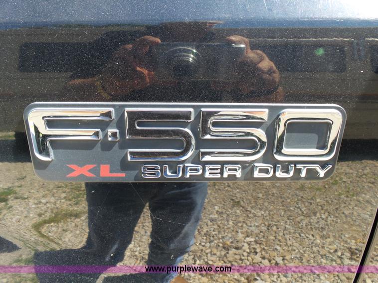 image for item K1192 2004 Ford F550 Crew Cab flatbed truck