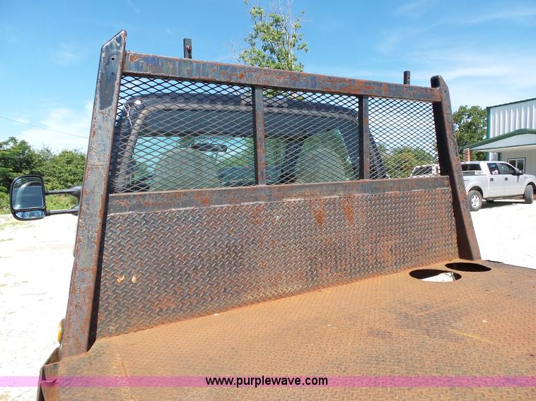 image for item K1192 2004 Ford F550 Crew Cab flatbed truck