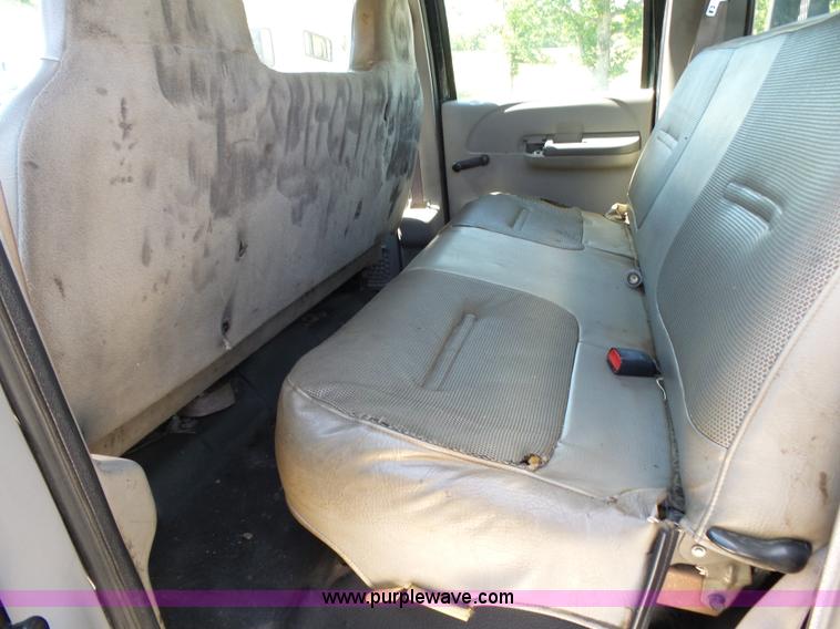 image for item K1193 2000 Ford F350 Super Duty Crew Cab flatbed pickup truck