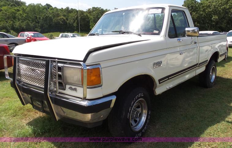 image for item K1197 1987 Ford F150 pickup truck