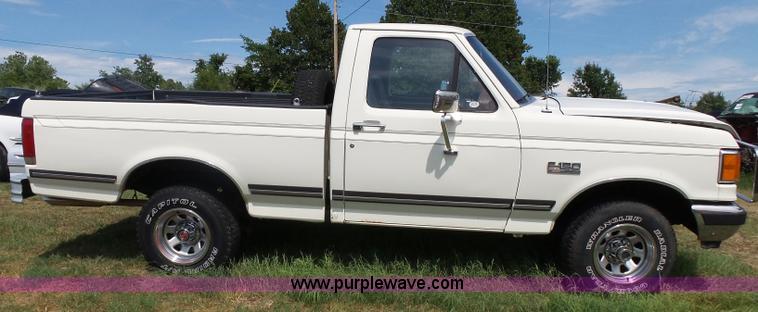 image for item K1197 1987 Ford F150 pickup truck