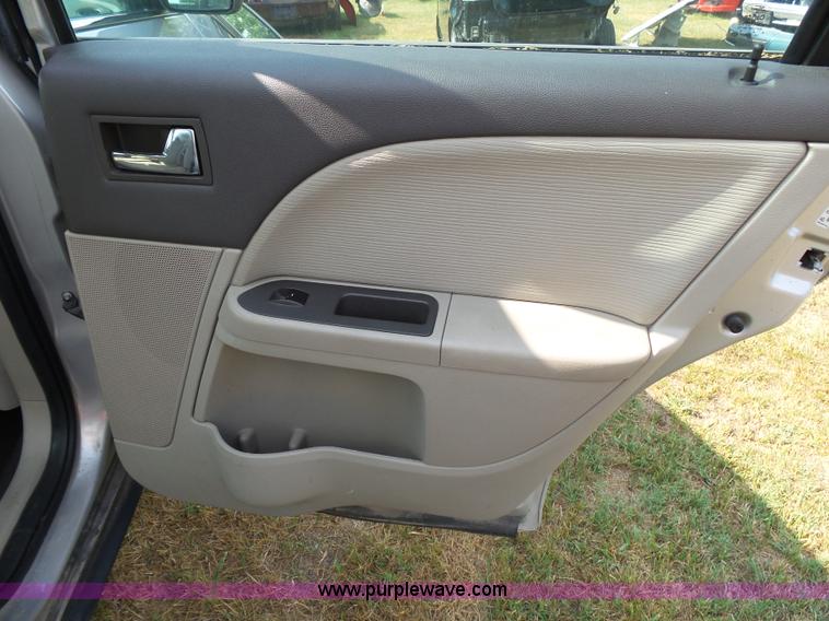 image for item K1200 2009 Ford Taurus