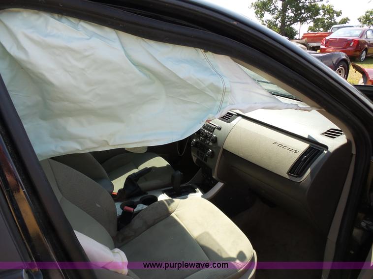 image for item K1206 2010 Ford Focus