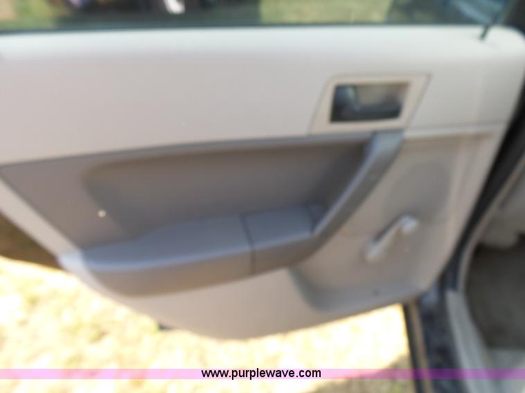 image for item K1206 2010 Ford Focus