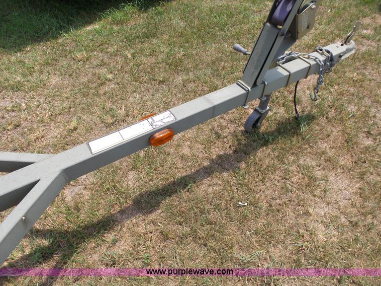 2010 Trailstar boat trailer in Richland, MO Item K1213 sold Purple Wave