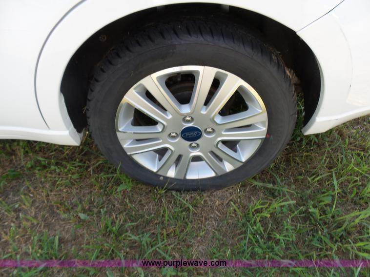 image for item K1215 2008 Ford Focus