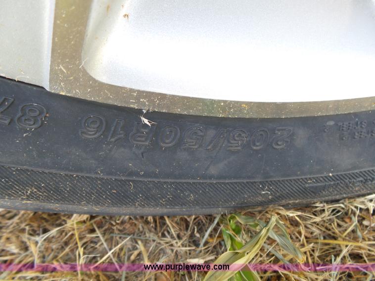 image for item K1215 2008 Ford Focus