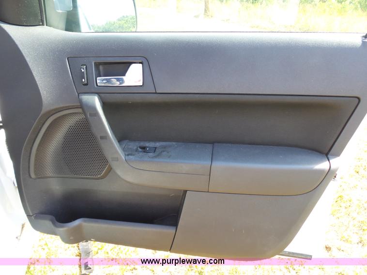 image for item K1215 2008 Ford Focus