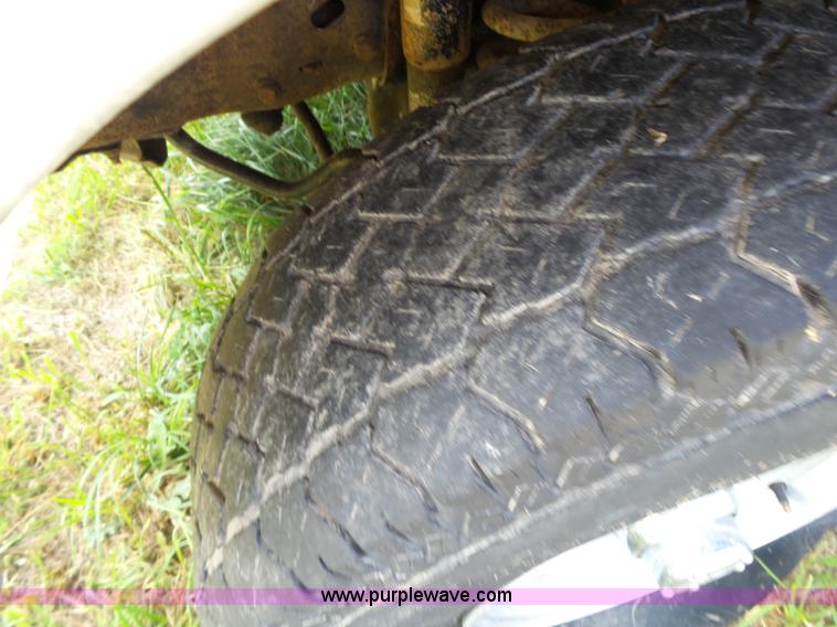 image for item K1223 1991 Ford F150 XLT Lariat pickup truck