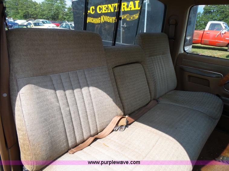 image for item K1223 1991 Ford F150 XLT Lariat pickup truck