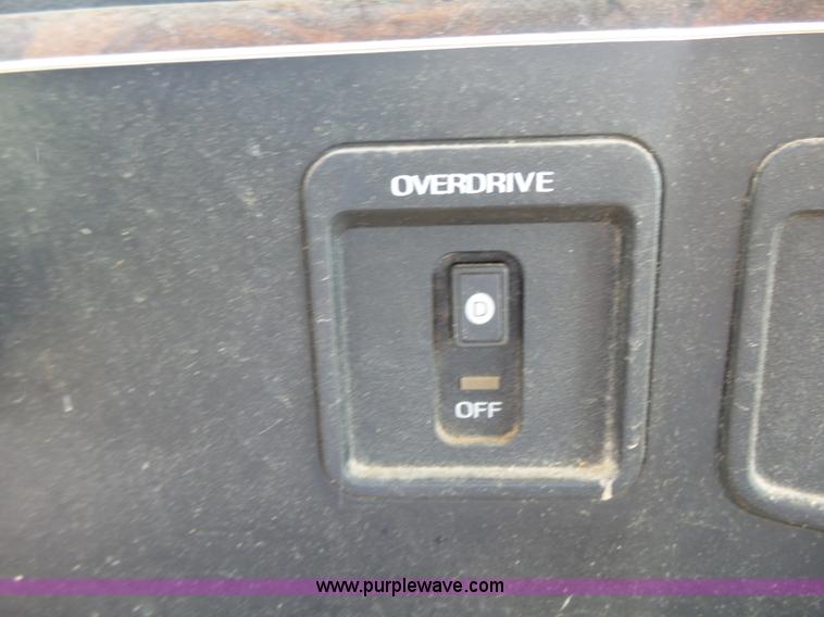 image for item K1223 1991 Ford F150 XLT Lariat pickup truck