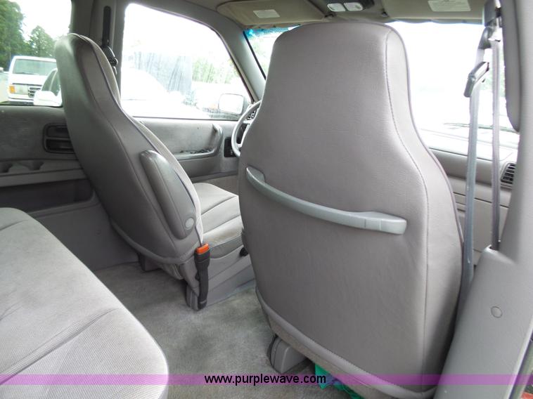 image for item K1227 1995 Dodge Grand Caravan