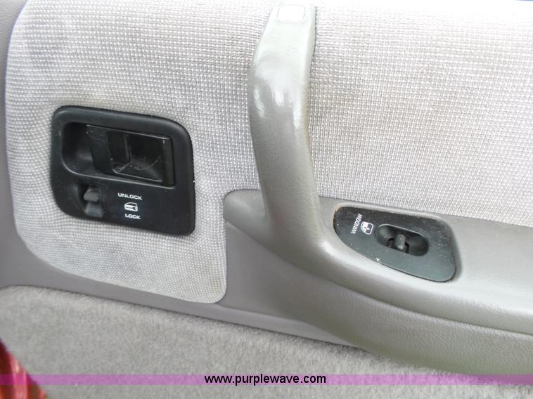 image for item K1227 1995 Dodge Grand Caravan
