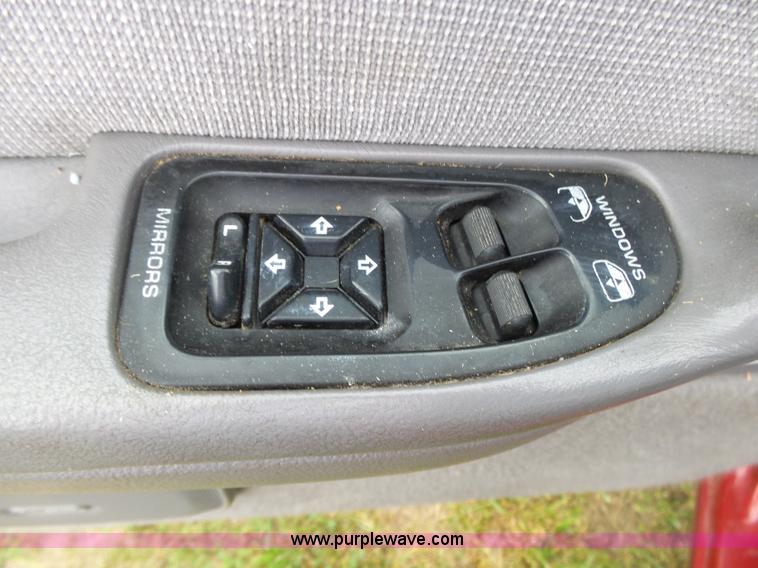 image for item K1227 1995 Dodge Grand Caravan