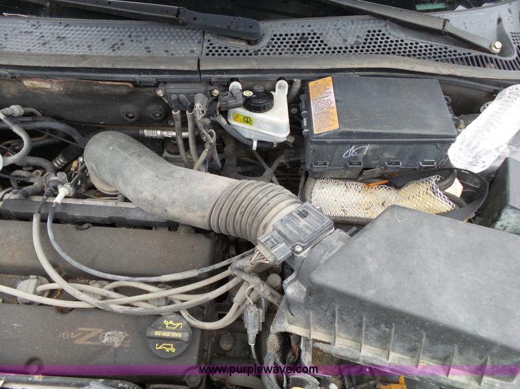 image for item K1237 2002 Ford Focus Wagon