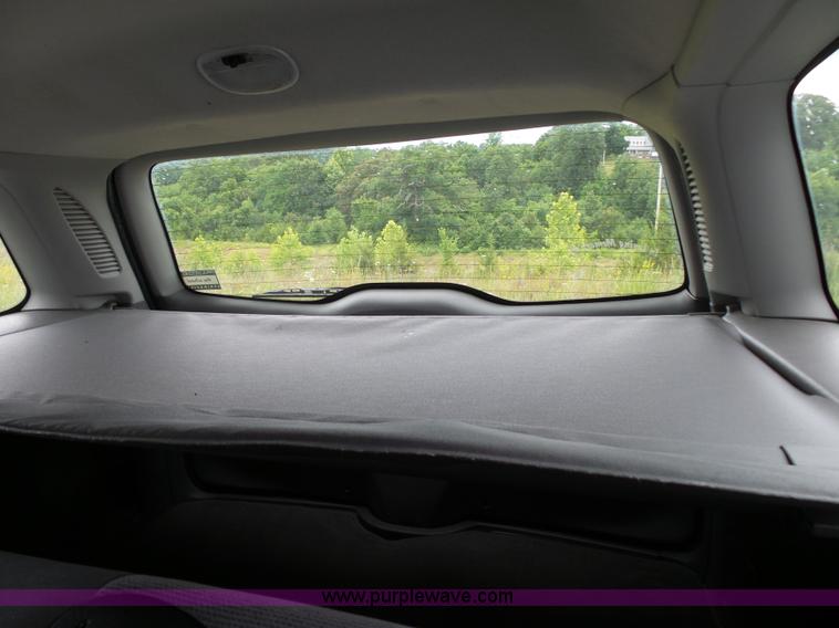 image for item K1237 2002 Ford Focus Wagon