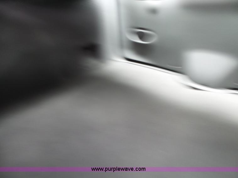 image for item K1237 2002 Ford Focus Wagon