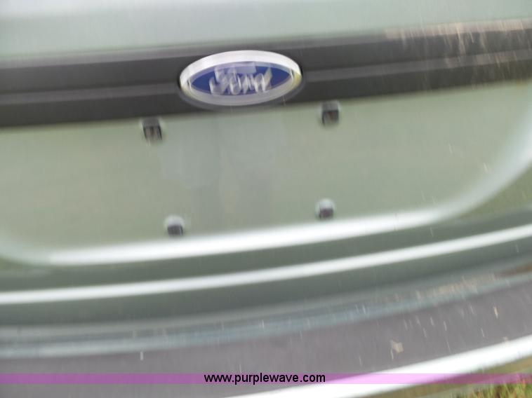 image for item K1238 2003 Ford Focus Wagon