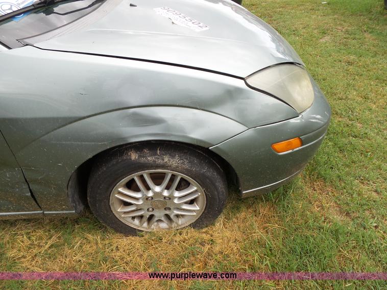 image for item K1238 2003 Ford Focus Wagon