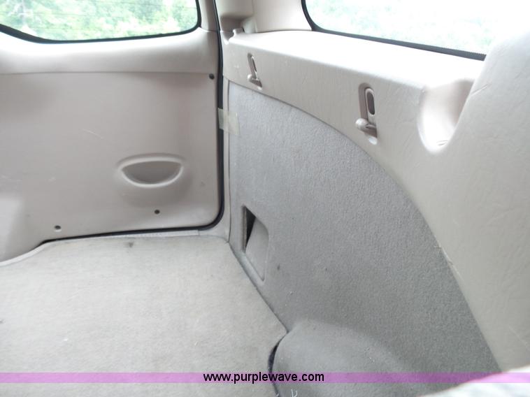 image for item K1238 2003 Ford Focus Wagon