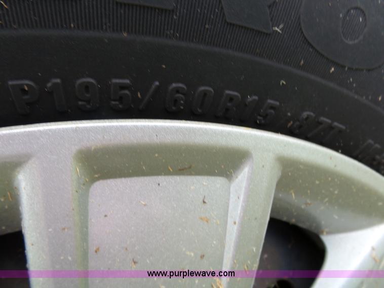 image for item K1239 2004 Ford Focus Wagon