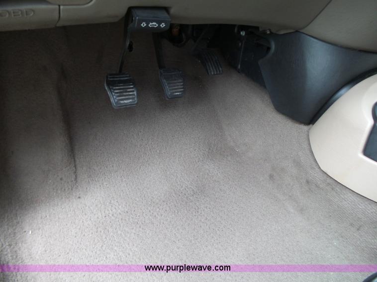 image for item K1239 2004 Ford Focus Wagon