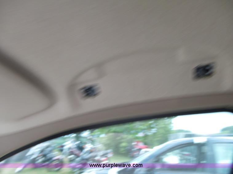 image for item K1239 2004 Ford Focus Wagon