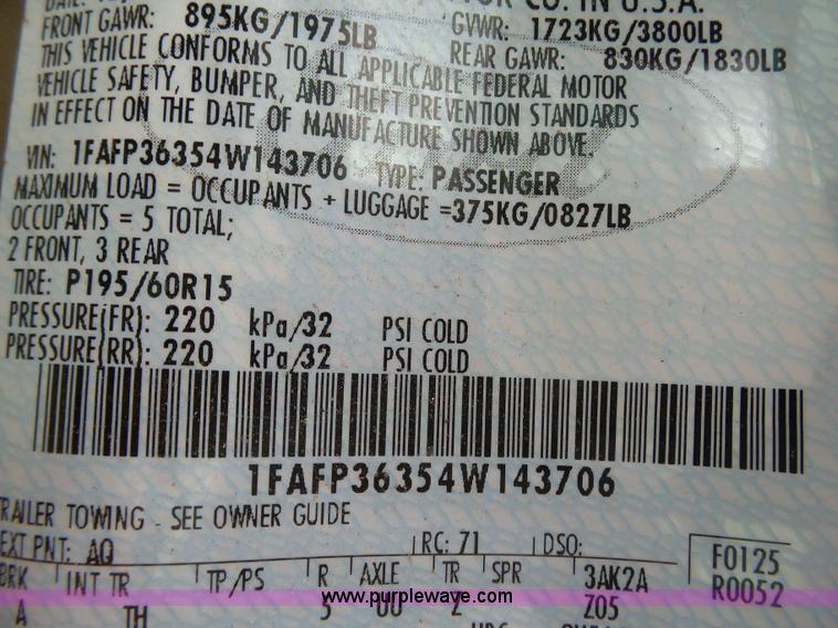 image for item K1239 2004 Ford Focus Wagon