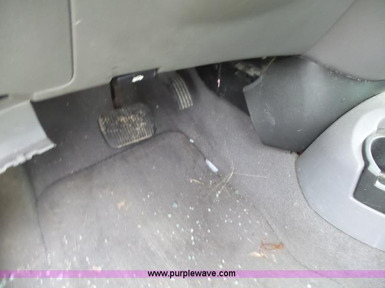 image for item K1240 2003 Ford Focus Wagon