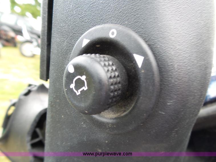 image for item K1240 2003 Ford Focus Wagon