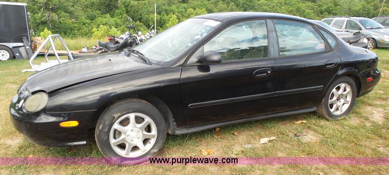 image for item K1243 1999 Ford Taurus