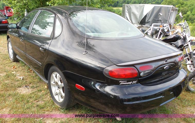image for item K1243 1999 Ford Taurus