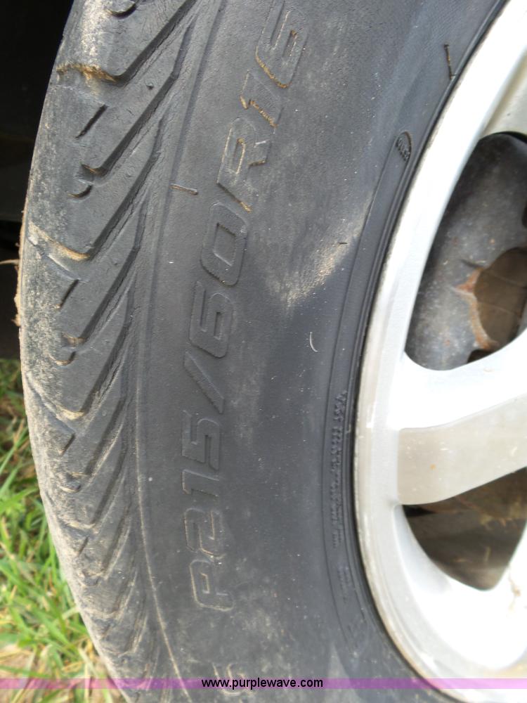 image for item K1243 1999 Ford Taurus