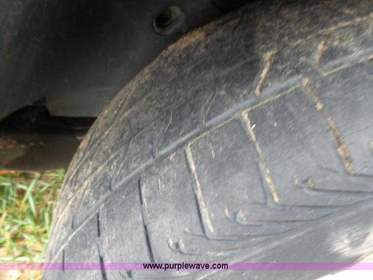 image for item K1243 1999 Ford Taurus