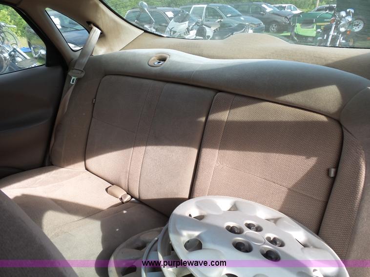 image for item K1243 1999 Ford Taurus