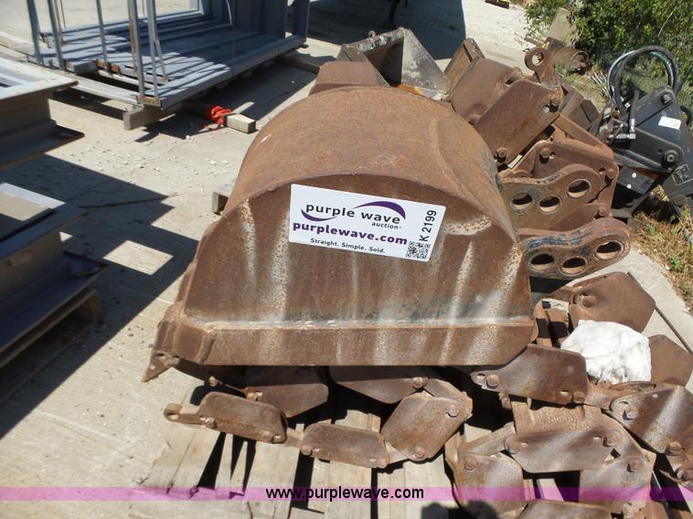 image for item K2199 Steel skid steer tracks