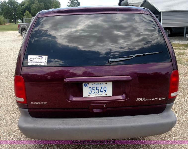 image for item K3238 1999 Dodge Grand Caravan SE van