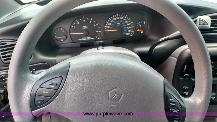 image for item K3238 1999 Dodge Grand Caravan SE van