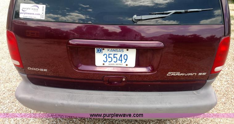 image for item K3238 1999 Dodge Grand Caravan SE van