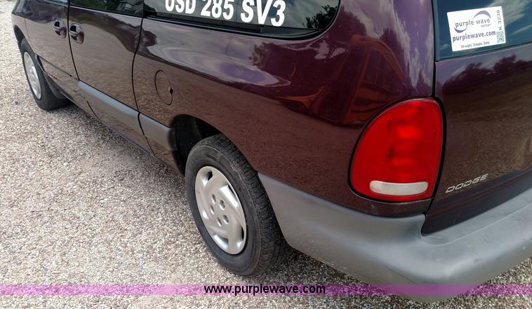 image for item K3238 1999 Dodge Grand Caravan SE van
