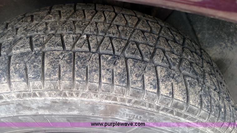 image for item K3238 1999 Dodge Grand Caravan SE van