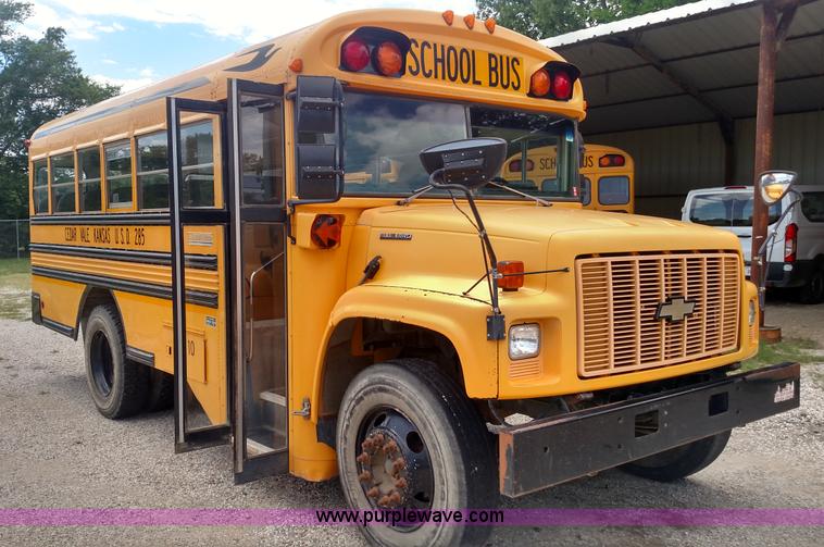 image for item K3239 1998 Chevrolet Blue Bird school bus