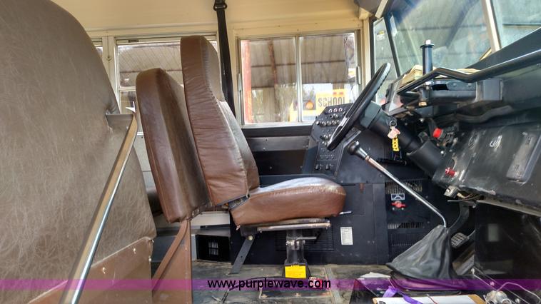 image for item K3239 1998 Chevrolet Blue Bird school bus